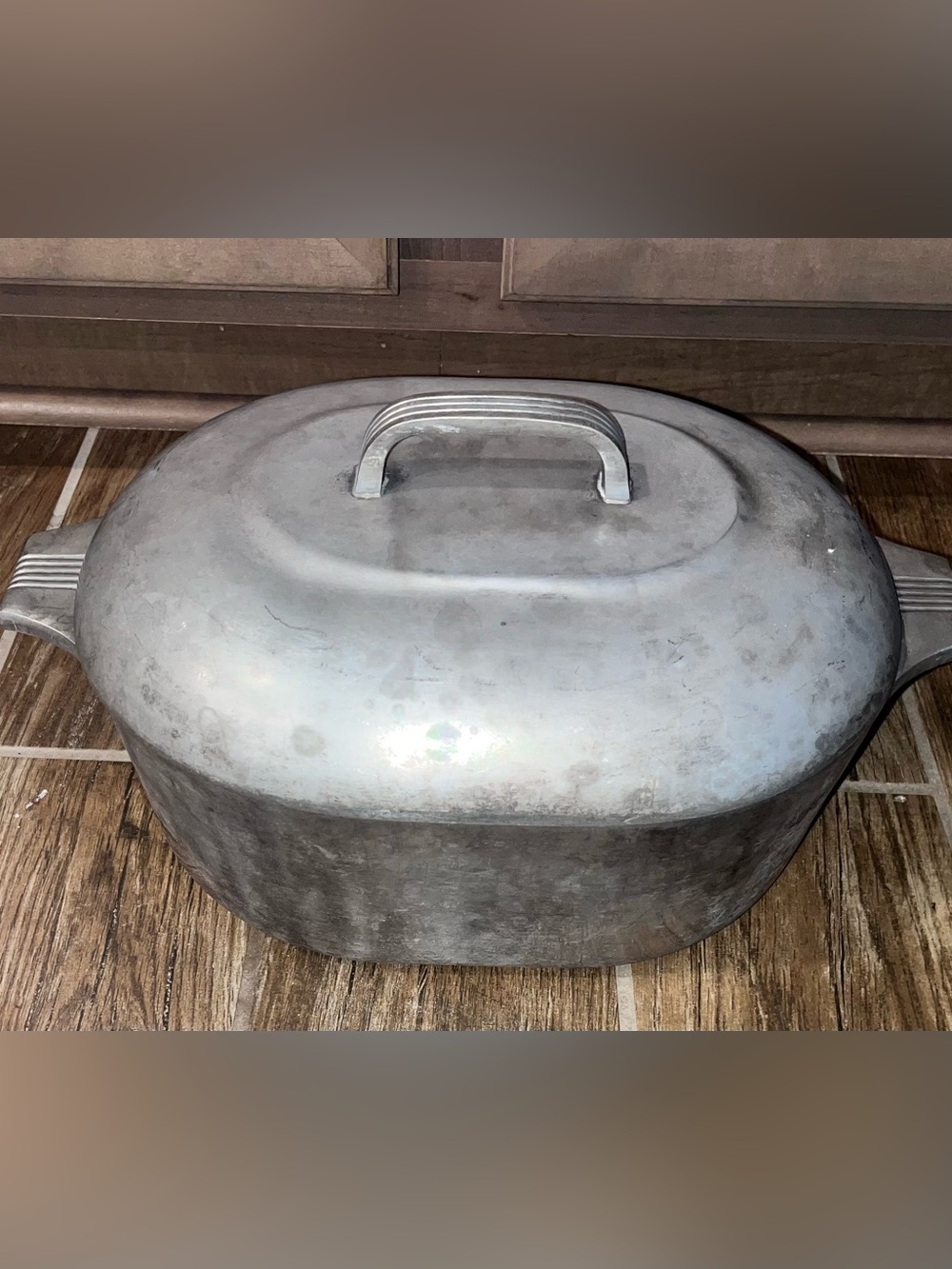 Vintage Magnalite 8 quart oval roaster Dutch oven